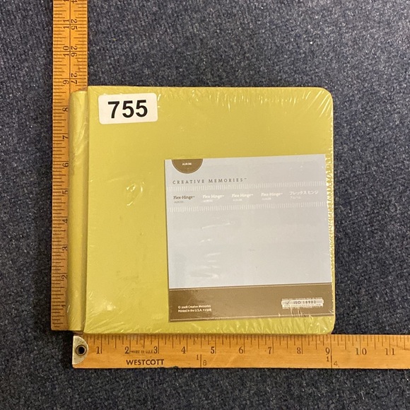 NIP Creative Memories Album ISO 18902 Photo-Safe Flex-Hinge Design 2008 Yellow - Picture 2 of 11